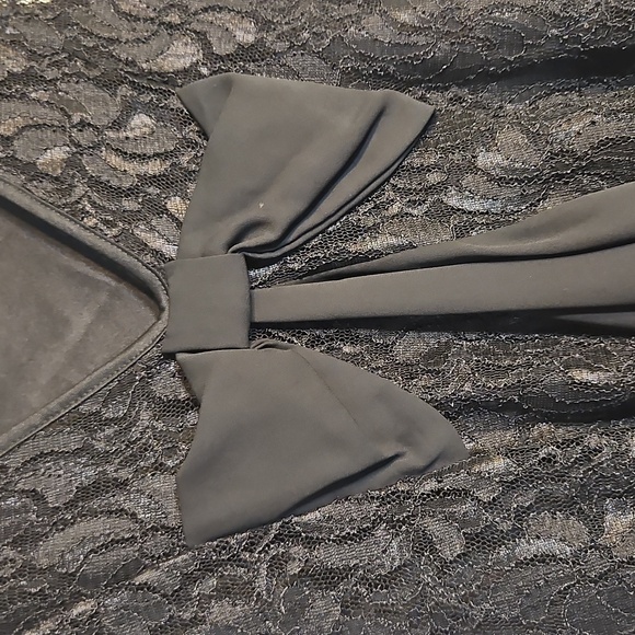 Black‎ Lace Short Sleeve Peplum Leotard Bow Back Women's Top NwT ,M - Picture 5 of 10